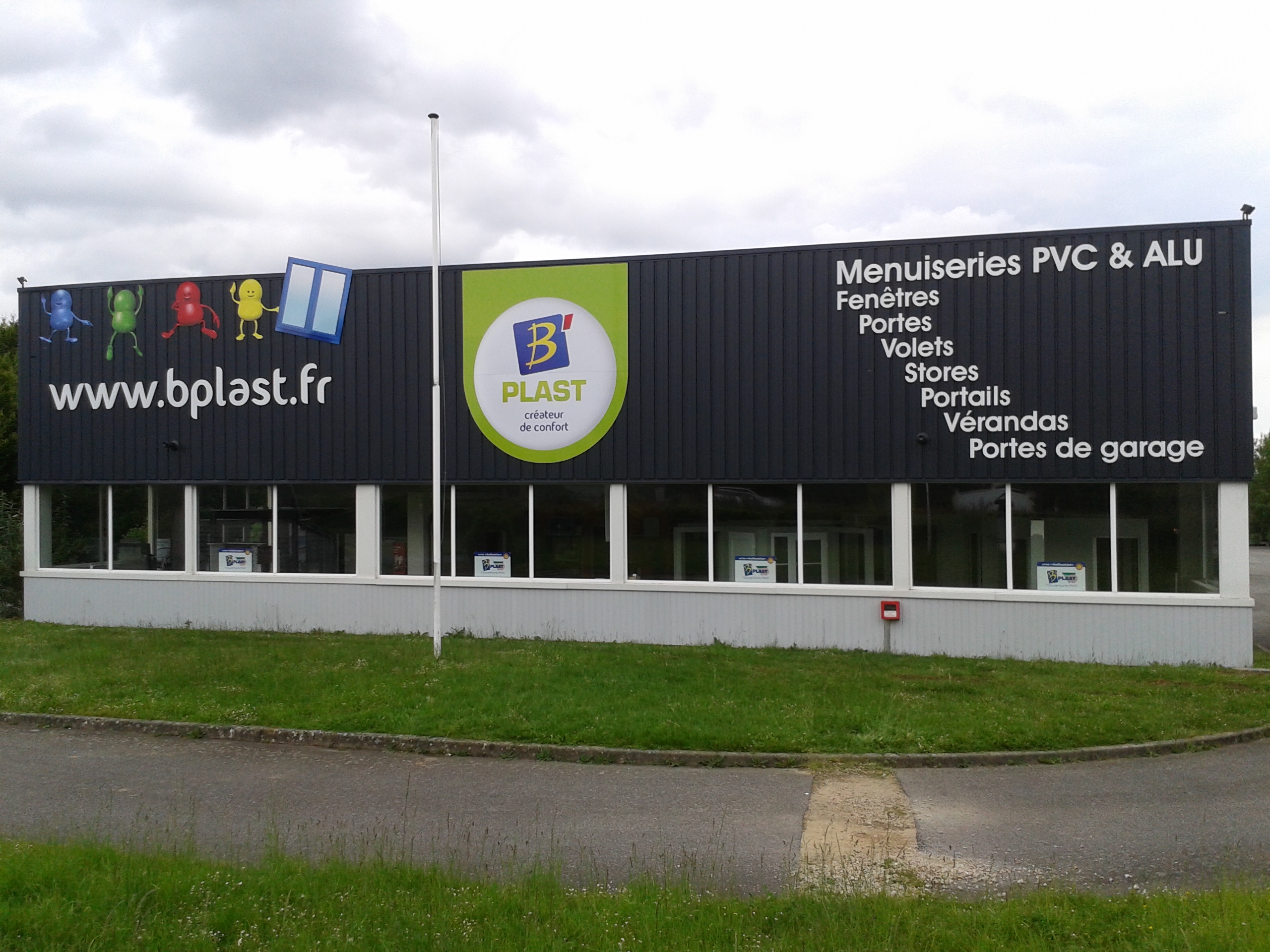 B'Plast, menuiserie Alençon façade